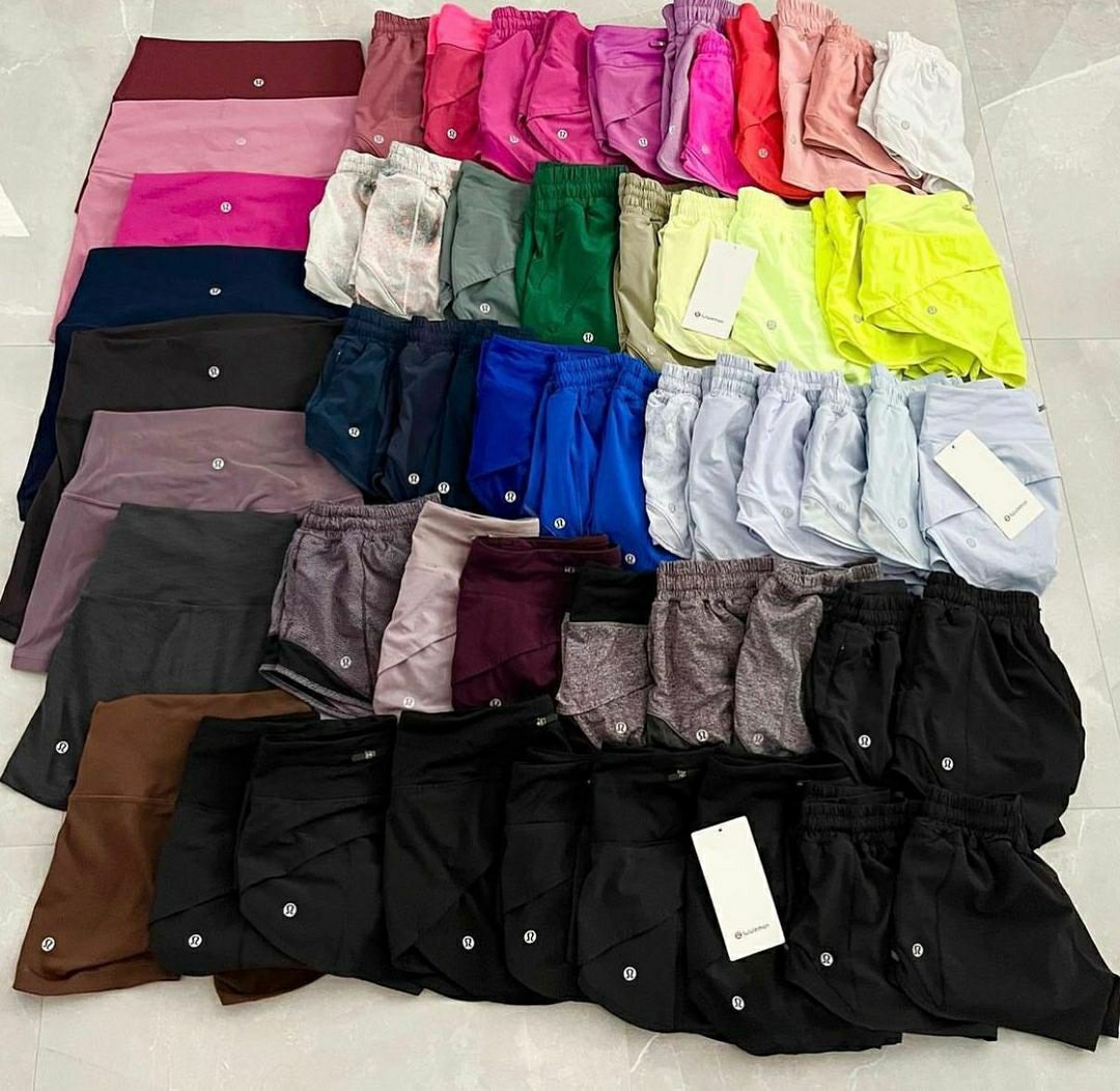 Lululemon clothes pallets. - Image 2