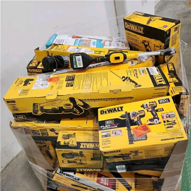 DeWALT tools pallets - Image 3