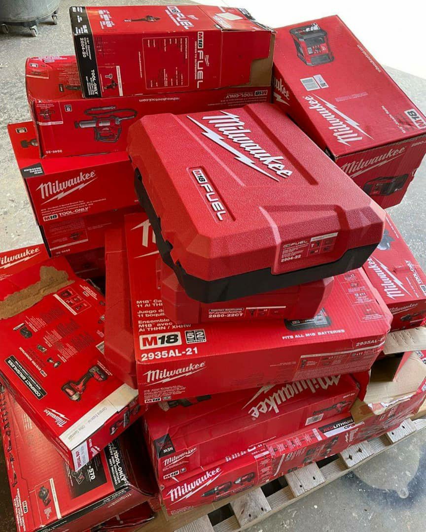 MILWAUKEE TOOLS pallets - Image 3