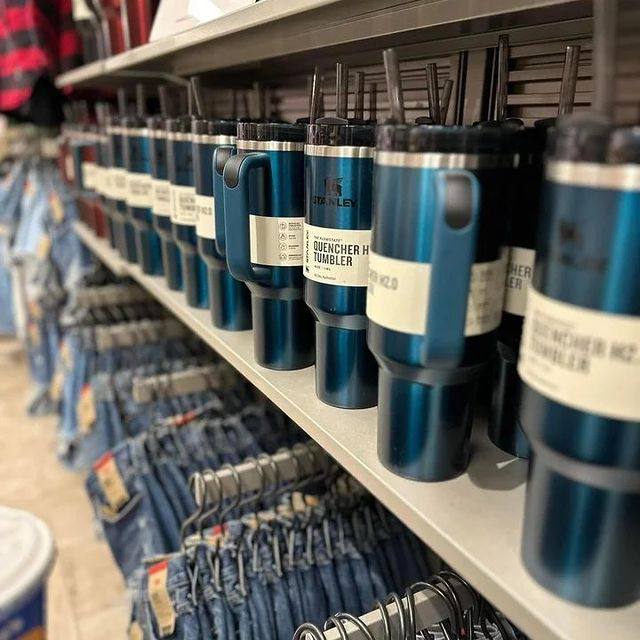 Stanley Tumblers Wholesale Pallets - Image 4