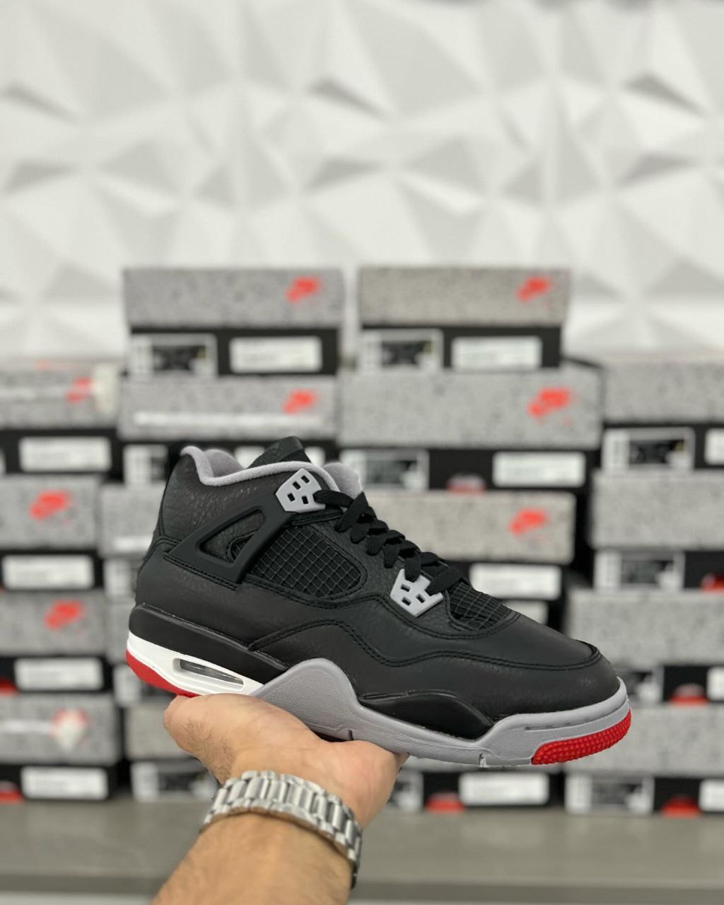 Jordan Shoes Pallet - Image 3