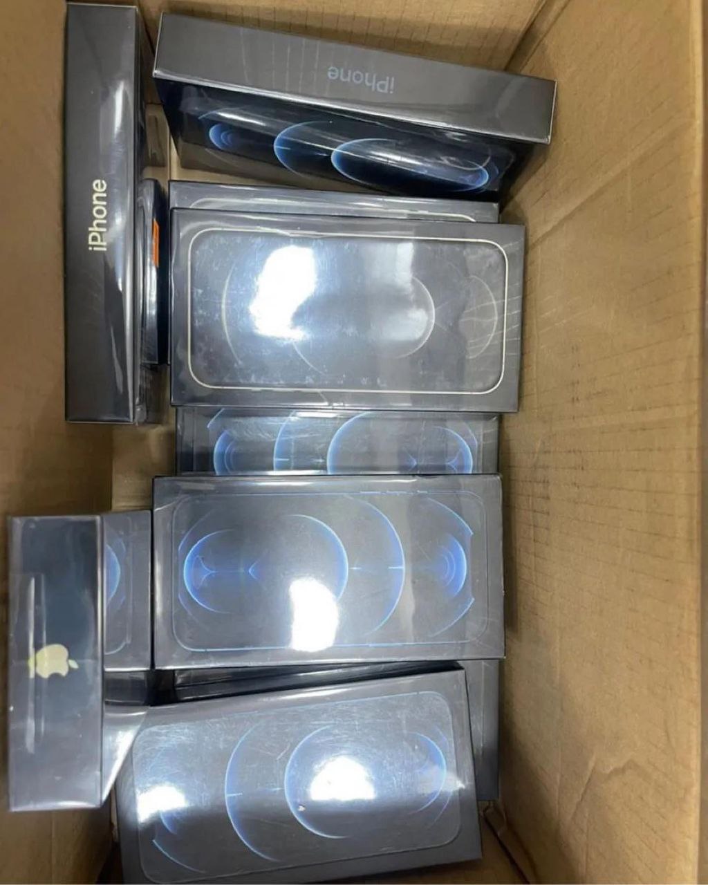 iPhone Pallets - Image 5