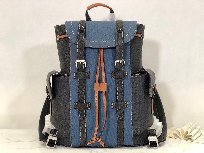 Designer Luxury Backpack Pallets - Image 3